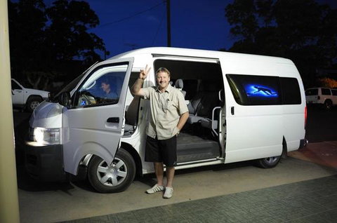 A Friend In Hand - Australia Accommodation 2