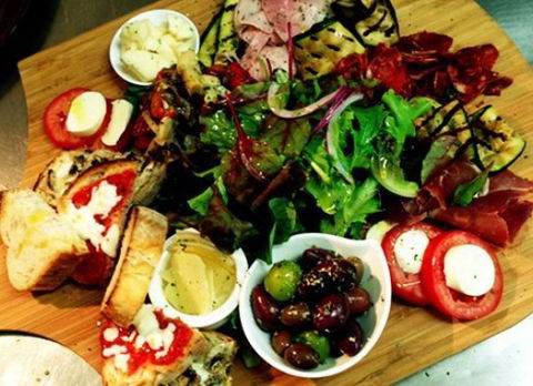 Arriva Pizzeria & Ristorante Italiano - Australia Accommodation 0