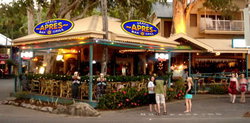 Apres Beach Bar & Grill - Palm Cove - Australia Accommodation 0