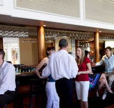 Cairns International Lobby Bar - Australia Accommodation