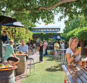 The Edinburgh Hotel and Cellars - Australia Accommodation