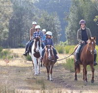 Horse Riding at Oaks Ranch and Country Club - Australia Accommodation