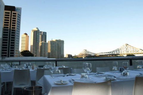 Friday's Riverside - Australia Accommodation 1