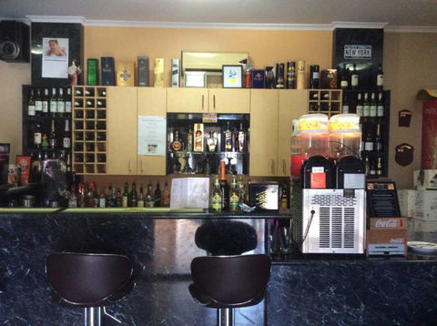 D'Amato's Family Restaurant - Australia Accommodation 4