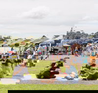 Seasons of New England Expo - Australia Accommodation