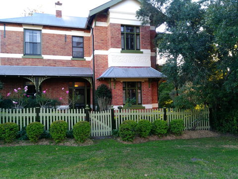 Annual Paterson Historical Walk - Australia Accommodation 1