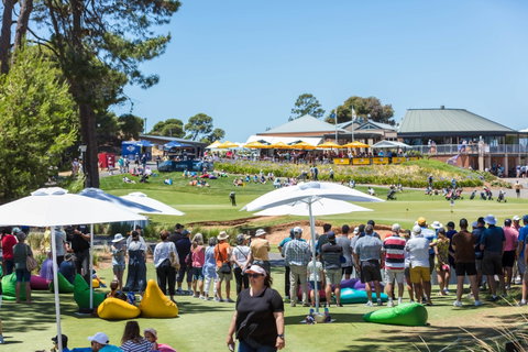 Blitz Golf Adelaide - Australia Accommodation 1