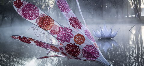 Lanterns On The Lagoon - Australia Accommodation 2