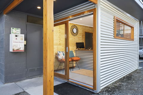 North Pier Hotel - Australia Accommodation 0