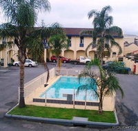 Econo Lodge Hacienda International - Australia Accommodation