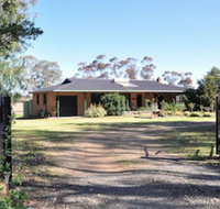 Talga Vines Vineyard Escape - Australia Accommodation