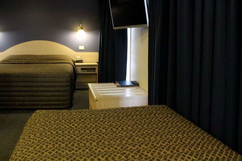 Armidale Motel - Australia Accommodation 4