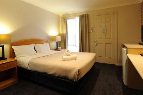 Alexandra Place - Australia Accommodation 4