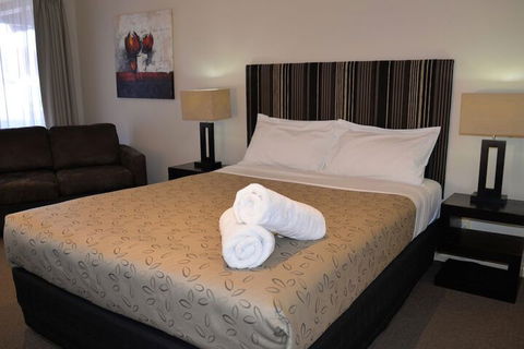 Alexandra Place - Australia Accommodation 6