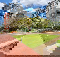 The Docks on Goodwin - Australia Accommodation