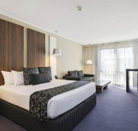 Quality Hotel Taylors Lakes - Australia Accommodation