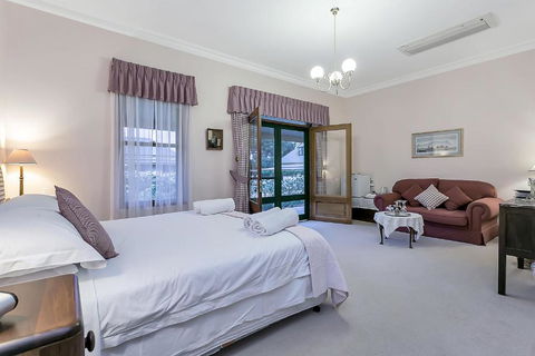 Abbotsford Country House - Australia Accommodation 5