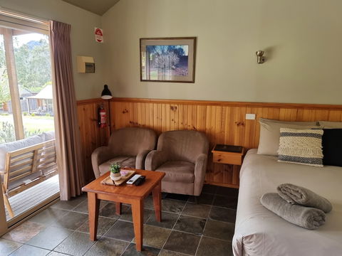 D'Altons Studios - Australia Accommodation 5