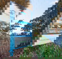 Swansea Beach Chalets - Australia Accommodation