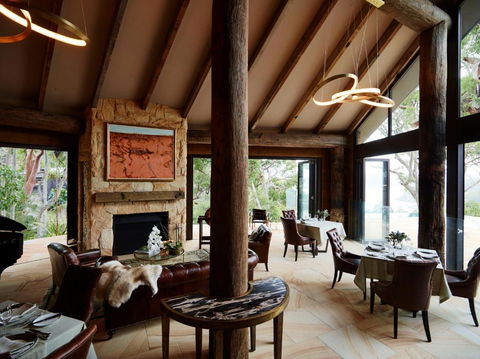 Pretty Beach House - Australia Accommodation 6