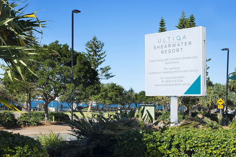 ULTIQA Shearwater Resort - Australia Accommodation 0