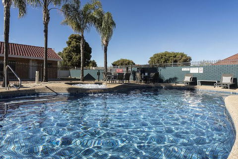 Addison Motor Inn - Australia Accommodation 2