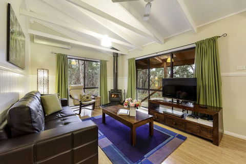 Countrywide Cottages - Australia Accommodation 3