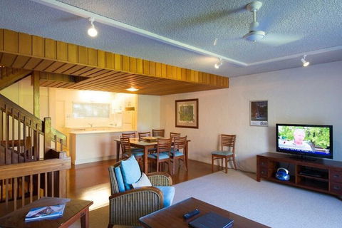 Palm Court Noosa - Australia Accommodation 7