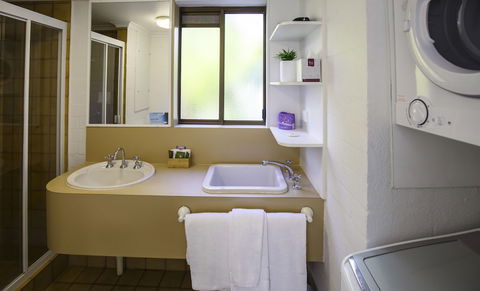 Ocean Breeze Resort - Australia Accommodation 3