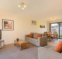 Mount Waverley Townhouses - Australia Accommodation