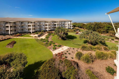 Mantra On Salt Beach - Australia Accommodation 3