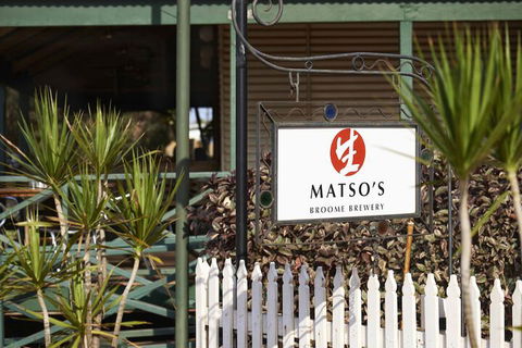 Moonlight Bay Suites - Australia Accommodation 4