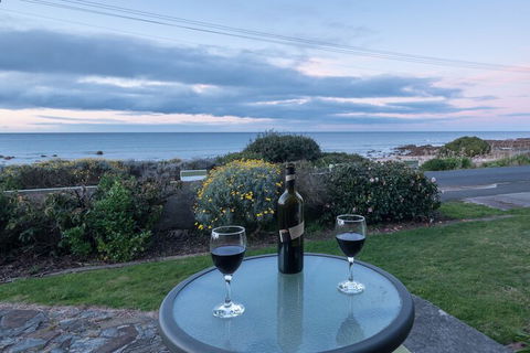 Sunrise At Penguin - Australia Accommodation 3