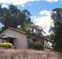 Riesling Country Cottages - Australia Accommodation