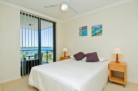 Aqualine Apartments - Australia Accommodation 4