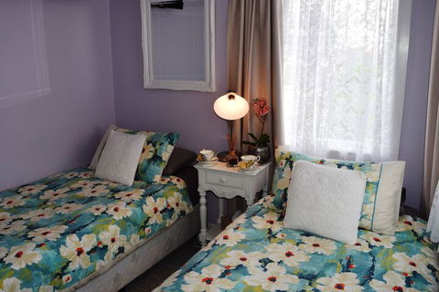 Cutmore Cottages Bagala Bungalow - Australia Accommodation 3
