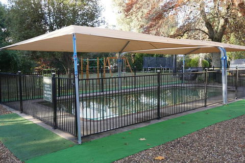 Adina Lodge Holiday Units - Australia Accommodation 6