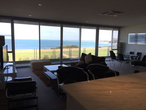 Onshore Torquay - Australia Accommodation 5