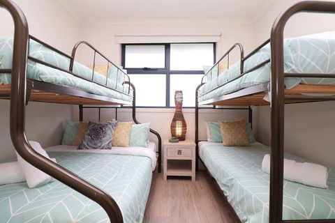 Ocean Whispers Cowes - Rejuvenate Stays - Australia Accommodation 3