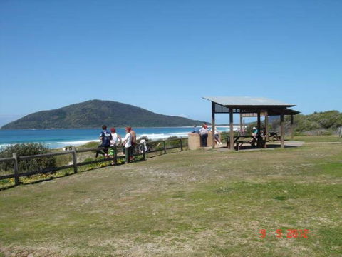 The Beach Townhouse - Australia Accommodation 4