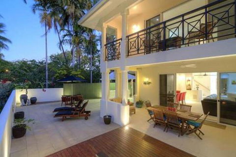 Whispering Palms - Australia Accommodation 2