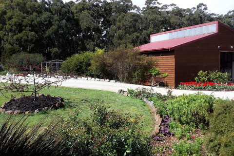 Eagles Roost Farmstay B & B - Australia Accommodation 6