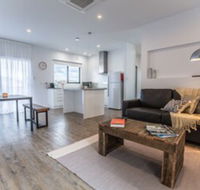 Island Quarters - Australia Accommodation