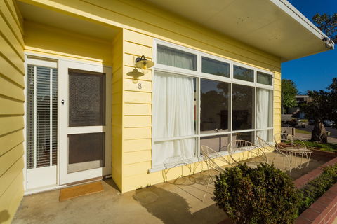 The 50's Beach House - Australia Accommodation 0