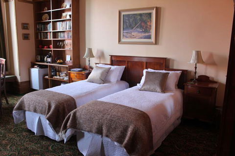 Turret House - Australia Accommodation 5
