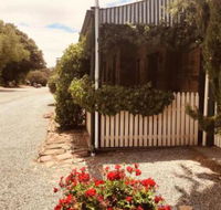 The Olde Devonshire House - Australia Accommodation