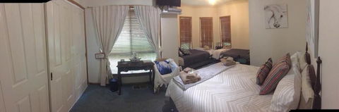 Fullcircle Farm Bed & Breakfast - Australia Accommodation 6