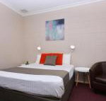 Motel Poinsettia