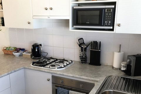 Applecross Village Apartment - Australia Accommodation 4