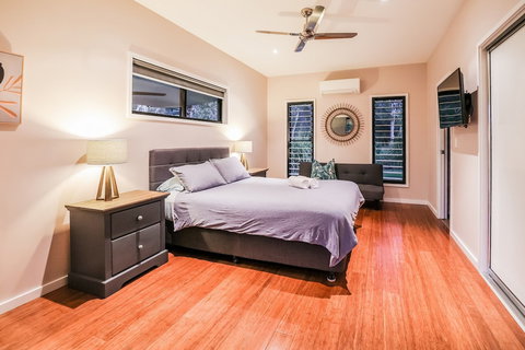 Agnes Water Stays - Australia Accommodation 4